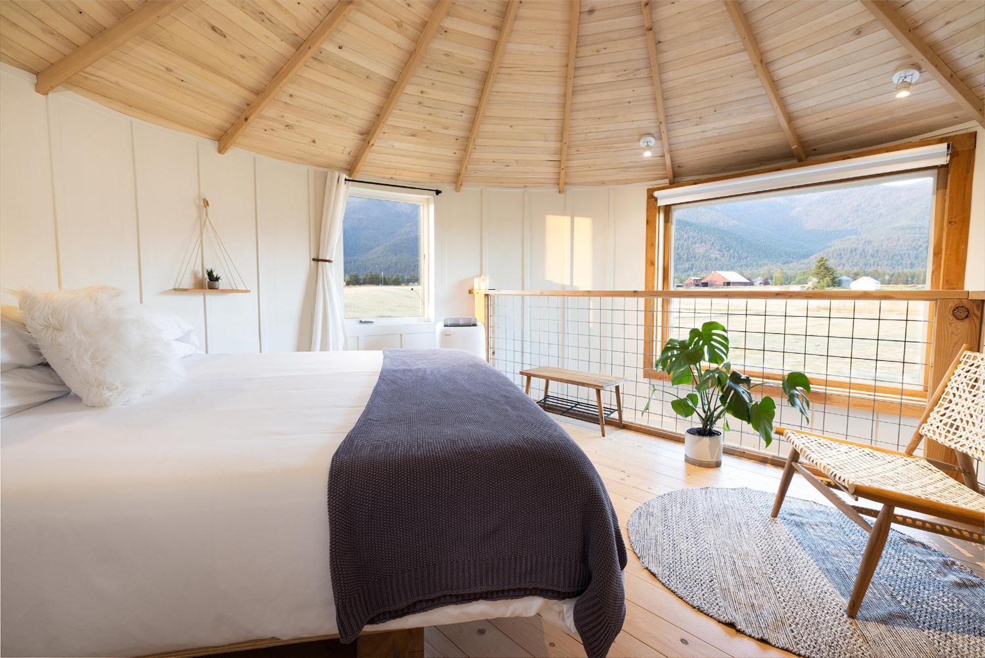Clark Farm Silos - 5 Silo Mountain View Retreat 卡利斯佩尔 外观 照片