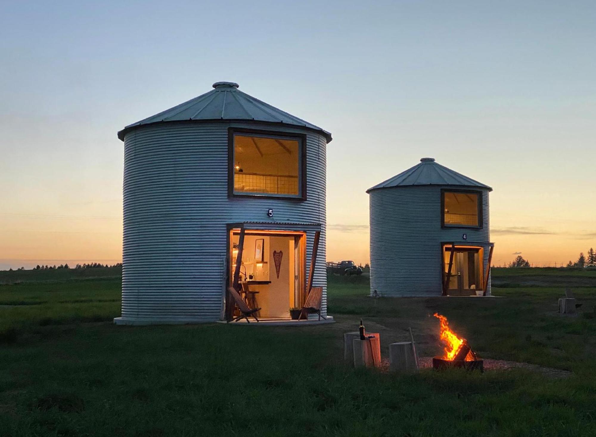 Clark Farm Silos - 5 Silo Mountain View Retreat 卡利斯佩尔 外观 照片